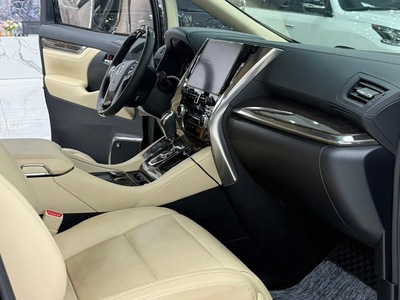 Bán Toyota Alphard sản xuất 2022, lăn bánh 2 vạn km, full lịch sử hãng 11
