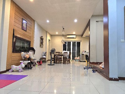 Bán nhanh nhà lương định của 42m2, nhà mới,5 tầng,nhiều ngủ, tiện ích bạt ngàn,...