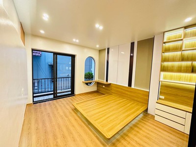 Bán nhanh nhà Lương Định Của 42m2, Nhà mới,5 Tầng,Nhiều Ngủ, Tiện Ích bạt Ngàn, 8.2 Tỷ 2