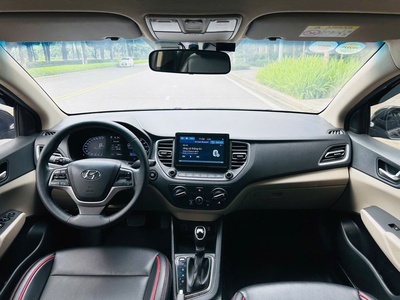 Chính chủ bán xe Acent 2023 Bản AT 4