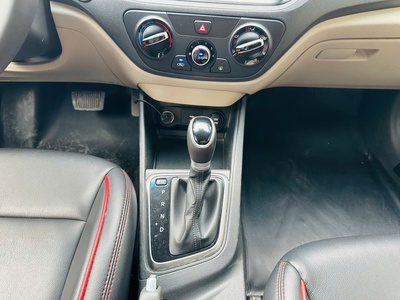 Chính chủ bán xe Acent 2023 Bản AT 8