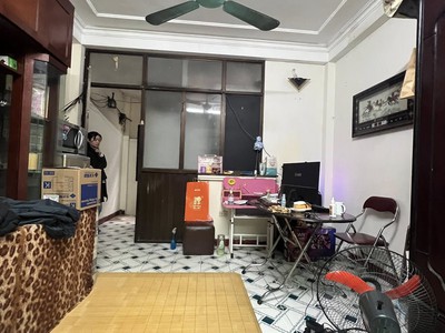 Bán nhà mặt phố Quốc Tử Giám, Đống Đa, tiện kinh doanh 4 tầng 42m2 giá 22.5 tỷ 1