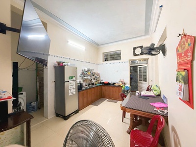 CẦN BÁN GẤP   NHÀ 3 Tầng ĐỘC LẬP Ngõ Rộng 7M   Đường NGÔ GIA TỰ  4