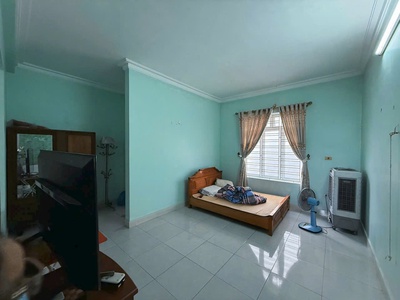 CẦN BÁN GẤP   NHÀ 3 Tầng ĐỘC LẬP Ngõ Rộng 7M   Đường NGÔ GIA TỰ  6