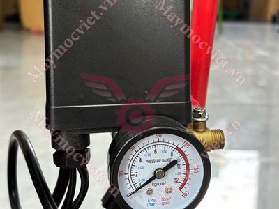 Máy nén khí không dầu Kamstsu KKD-1300s giá rẻ 2