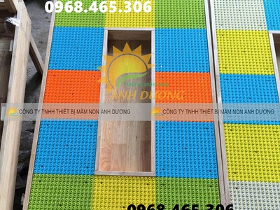 Bàn lego trẻ em, bàn xếp lego cho bé bằng gỗ 0