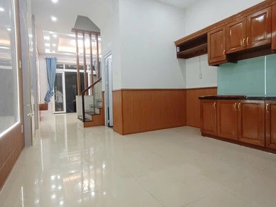 Nhà sang trọng 1 trệt 3 lầu sân thượng nguyễn thị kiểu gần siêu thị metro q12 4