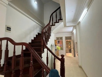 Hiếm nhà đẹp 6 tầng mặt phố Lê Hồng Phong, 46m2, 2 mặt tiền 3m, vị trí đẹp, KD sầm uất, giá 18 tỷ 1