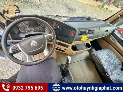 Bán xe đầu kéo Howo TX330 - Cabin khủng nhất dàn xe 1 cầu 5