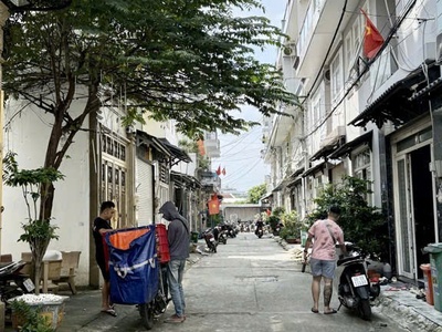 Nhà hẻm XH, 40 m2, 3 tầng, Bình Thành thông Nguyễn Thị Tú, Bình Tân 1