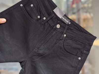 Quần jean Jacobs Cole màu đen form slim co giãn nhẹ 1