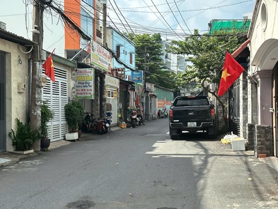 Bán nhà mặt tiền trần bá giao ngang 5m 85m2 tiện xây chdv kd đa nghề, sầm uất chỉ 9.3 tỷ. 0