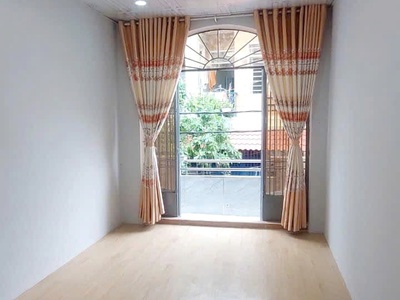 Nhà mới shhc nở hậu hxh đường tám danh p.chánh hưng p4q8 1