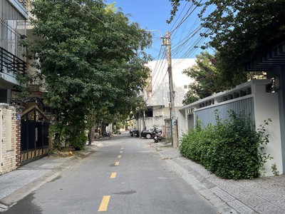 Cho thuê nhà 3 tầng 4pn, 3wc, dtsd 220m2, giá siêu hời 6 triệu, đường nguyễn tấn kỳ, trần phú, 2