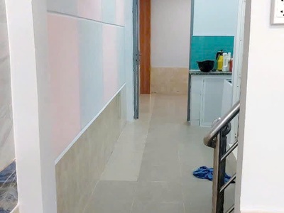 Nhà mới shhc nở hậu hxh đường tám danh p.chánh hưng p4q8 2