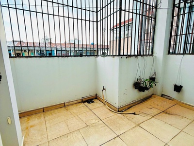 Nhà 4 tầng hẻm thông đường hưng phú p.chánh hưng  p10q8 3