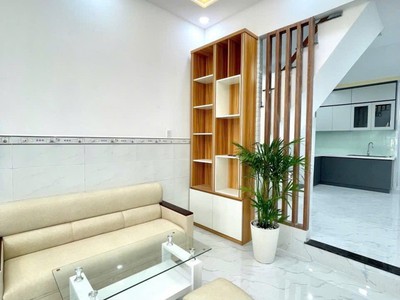 Nhỉnh 4 tỷ nhà mới đẹp 2tầng 3.5m x 12m   hẻm 6m thông   trung tâm btđ 4