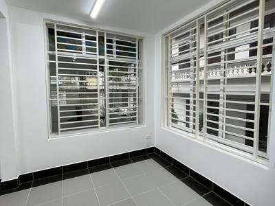 Căn hộ tt tầng 2 vạn phúc, ba đình 42/80m, 3pn, khu siêu vip, hơn 6 tỷ 0