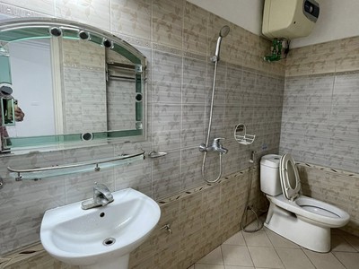 Căn hộ tt tầng 2 vạn phúc, ba đình 42/80m, 3pn, khu siêu vip, hơn 6 tỷ 4