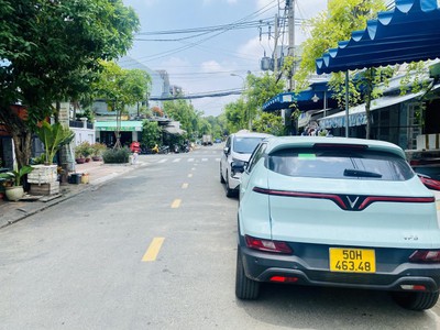 Bán nhà ngõ 13, phước bình, q9, tp hcm, dt 88m2, sh. giá 8.7 tỷ. lh: 0933125879 3