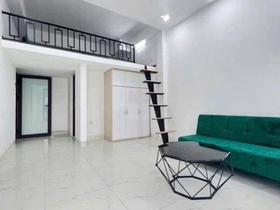 Bán tòa nhà hoàng cầu, đống đa - 110m x 9t thang máy - mt 6.1m - dòng tiền 250tr/th 0