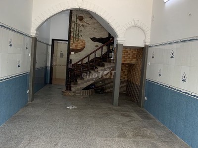 Chính chủ cho thuê nhà 5 tầng mặt hồ linh đàm, quận hoàng mai, hà nội 0