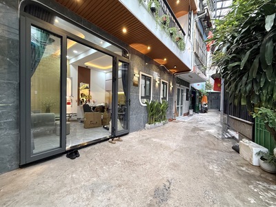 Bán nhà hoàng hoa thám, 5x8m, 1 trệt, 1 lầu, 3pn, 3wc, 5.89 tỷ, tl 1