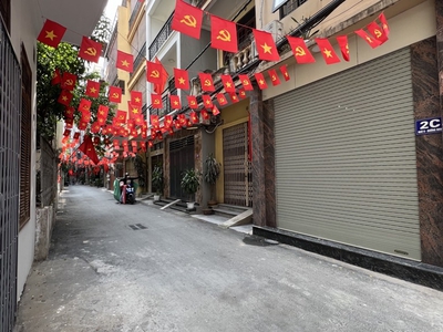 Nhà đẹp cầu giấy - gara ô tô, thang máy hiện đại, đầu tư sinh lời cao 1