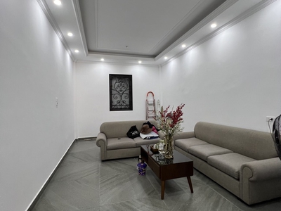 Nhà đẹp cầu giấy - gara ô tô, thang máy hiện đại, đầu tư sinh lời cao 3