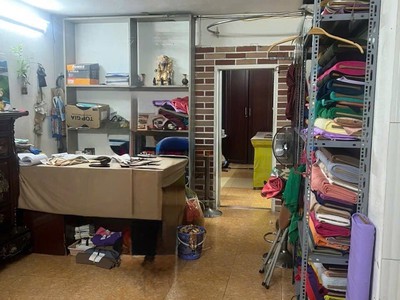 Cho thuê nhà tầng 1 trung tâm vĩnh hồ, 60m2, 2pn, 1 wc, 7 triệu 4