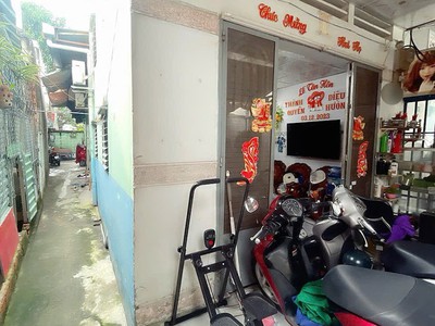 Bán nhà nguyễn tri phương   tặng 5 phòng trọ 3ty65 0