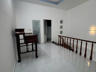 Bán nhà 3 tầng nở hậu 5m5 63m2 5 tỷ 99 phường hiệp thành quận 12 cũ. 4