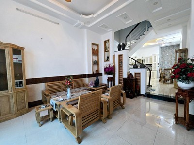 Bán nhà đường man thiện, phường tăng nhơn phú a, q9, tp hcm, dt 70 m2, 3 tầng, 3pn, sh. giá 8.35 tỷ. 1