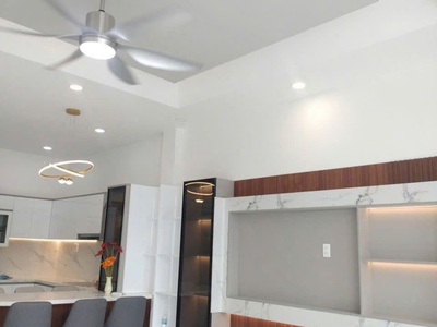 Bán nhà đẹp hiếm có tại vĩnh ngọc, nha trang vị trí đắc địa, gần bờ kè liên hoa. dt: 3