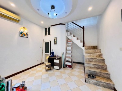 Bán nhà đại la hai bà trưng vf3 đỗ cửa kinh doanh thoáng sáng 4 tầng 8,4 tỷ 4