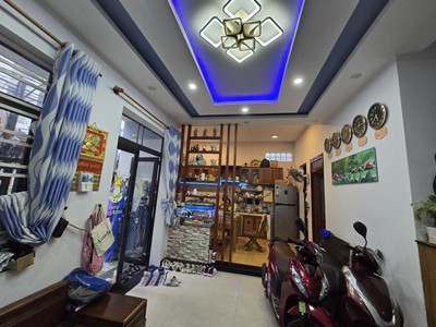Homestay lô góc cạnh cầu rồng võ văn kiệt, 73m2, 4 tầng, thu 65tr/th 0