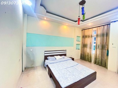 Bán nhà linh quang, văn chương, đống đa, 55m 5t mt4m nhỉnh 14 tỷ, oto kinh doanh đỉnh 3