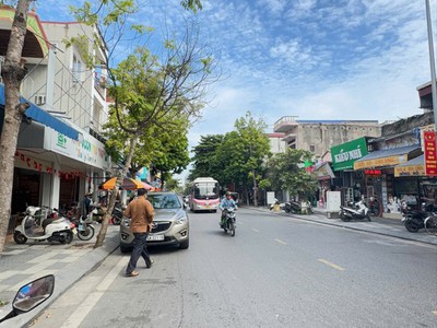 Cần bán nhà mặt đường 213m   trung tâm kiến an -trần thành ngọ - hải phòng 2