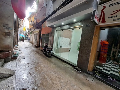 Bán nhà ngõ 477 nguyễn trãi, thanh xuân  4 tầng 1 tum   dt 15/18m    giá 2.95 tỷ 3