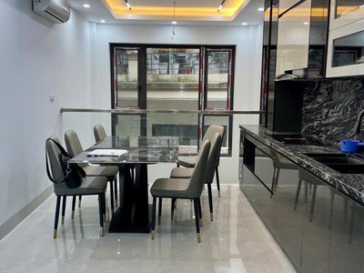 siêu phẩm nhà mới kẻ tạnh   dt 36m    mt 4.2m   oto 7 chỗ đỗ cổng   3 bước ra đê vàng 1