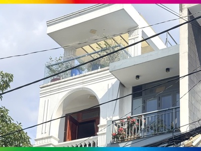 khu phân lô hiệp bình chánh   hẻm 8m   gần nhà hàng bên sông   4 tầng 0