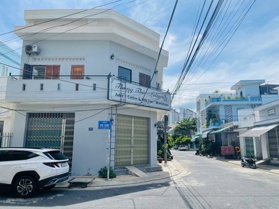 Bán nhà căn góc 2 mặt tiền khu thánh gia , phường nha trang   vĩnh nguyên cũ   dt : 67.7m2 bám góc 0