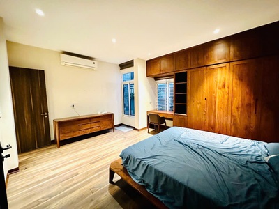 Bán nhà vài bước chân là ra công viên cầu giấy, nhà 5t x 40m2 giá nhỉnh 10t 1