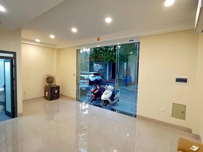 Chính chủ cho thuê mặt bằng tại phường hàng bài   trung tâm quận hoàn kiếm, hà nội 2