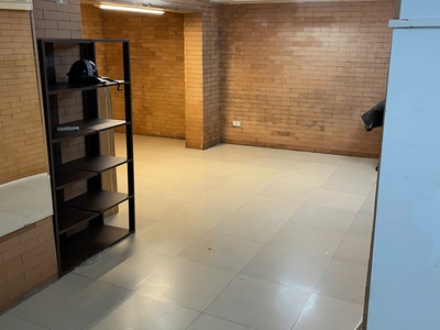 Cho thuê nhà chính chủ trong ngõ phố phan bội châu hoàn kiếm 0