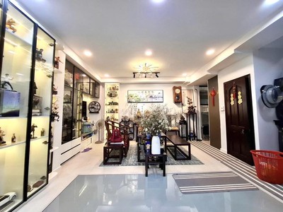 Bán nhà hẻm xe hơi lê văn sỹ quận 3 5 tầng sân thượng 4 phòng ngủ nở hậu 0