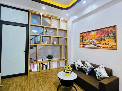 Bán căn nhà ngõ phố Lê Viết Quang, ph Ngọc Châu, TP HD, 57.1m2, 3 tầng, 4 ngủ, ngõ oto 5