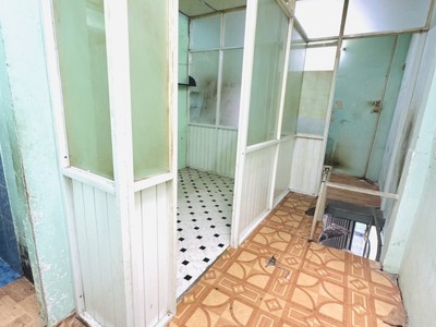 Bán nhà đường Lê Đại Hành Q.11 - 22m2 - 3,55m x 6m giá chỉ 2,95 tỷ 2