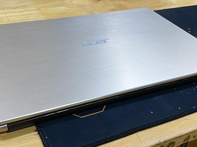 Laptop Acer Swift SF315-52 Core i3-8130U Ram 8GB SSD 128GB   HDD 1000GB VGA ON Màn 15.6 FHD Máy Đẹp 1