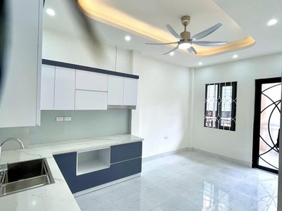 Bán nhà 35m2 cực đẹp tại Hào Nam, Đống Đa, 2 Thoáng, Nhà Mới, Để lại Full Nội Thất 2
